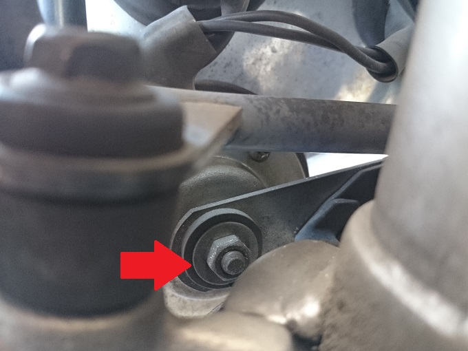 ジール純正ホーン裏側