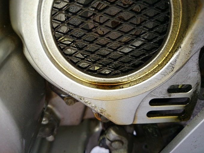 スプロケオイル漏れ