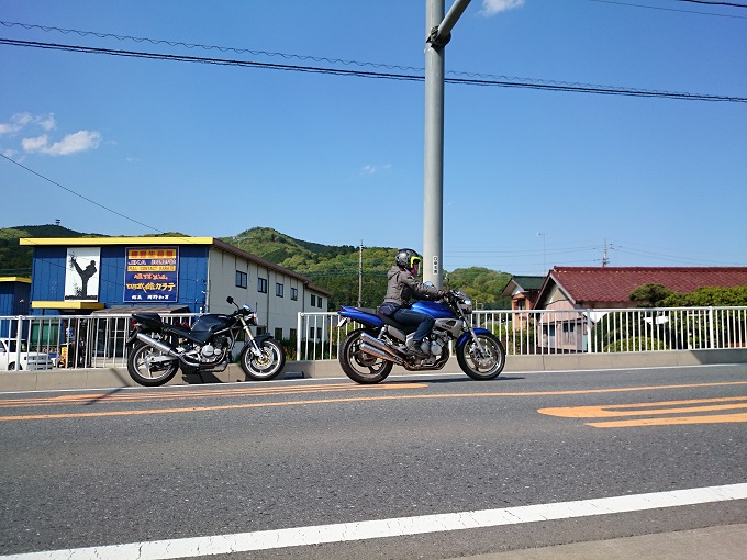 ヤマハジール乗車中